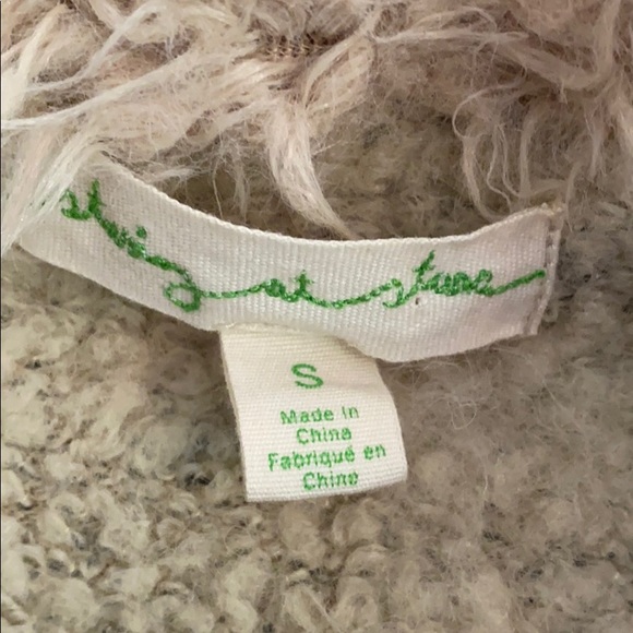 Staring at stars vest - Picture 4 of 9